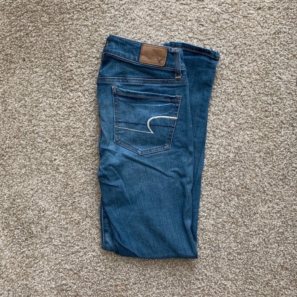 American Eagle Light Wash Jeans